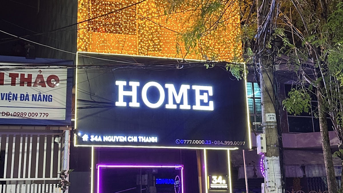 Home Lounge & Bar ガールズバー&カラオケ