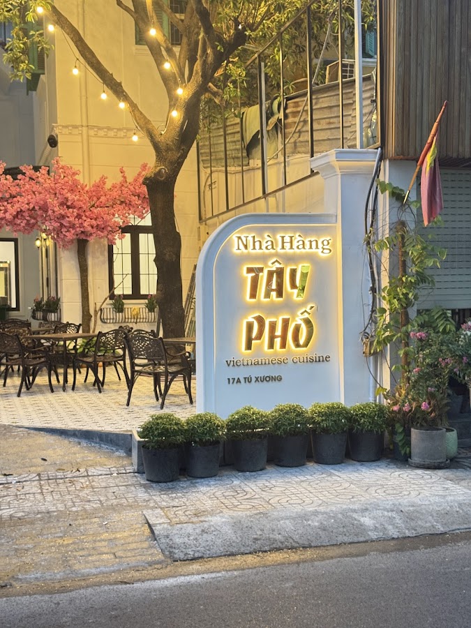 Nhà Hàng TÂY PHỐ