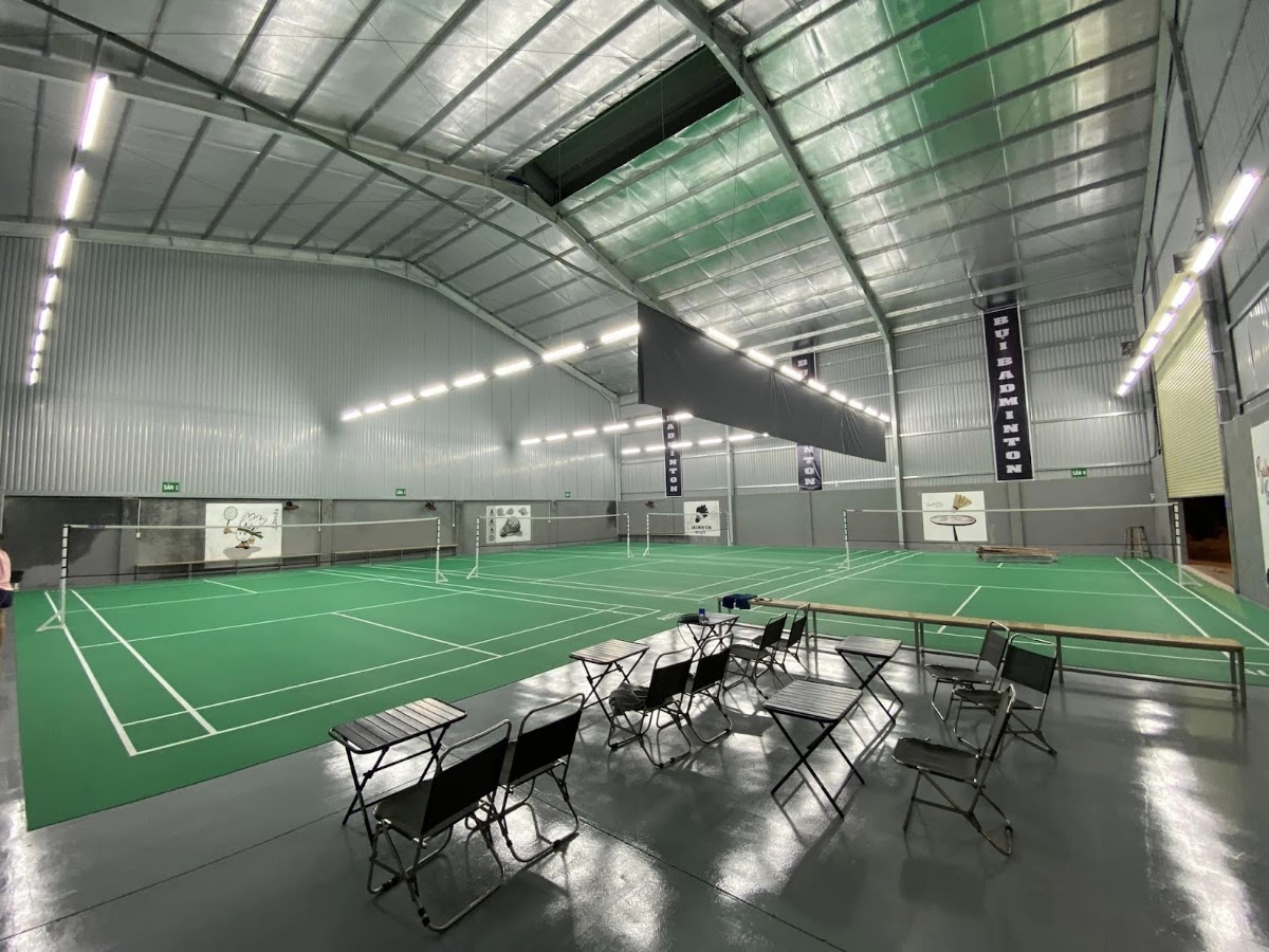 Bụi Badminton