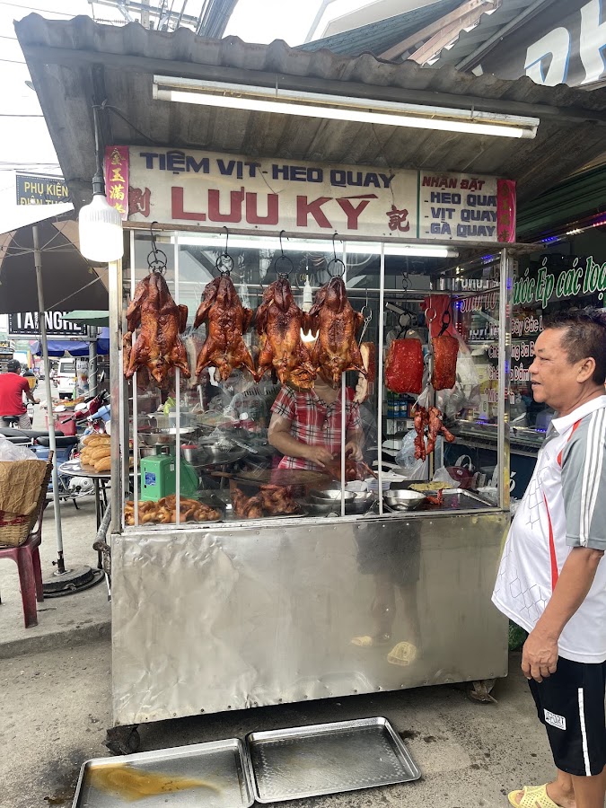 Lò Heo Quay Lưu Ký