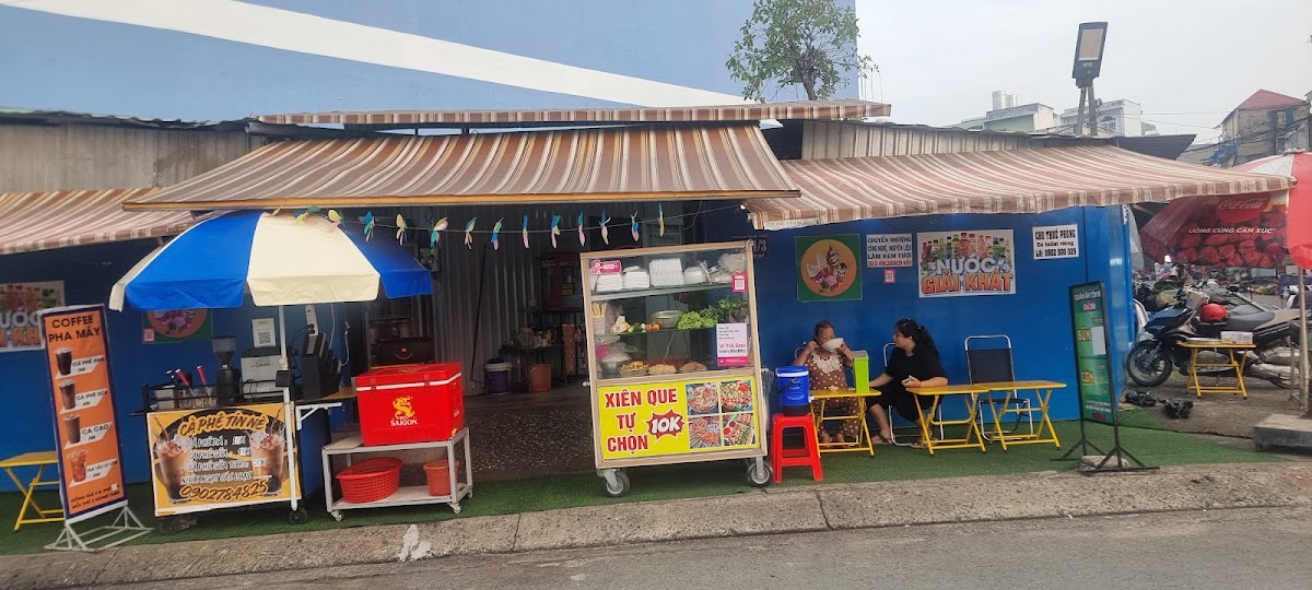 Quán cơm Tín Nè