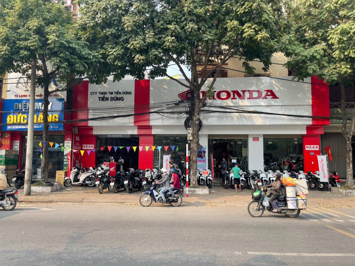 Honda tiến dũng