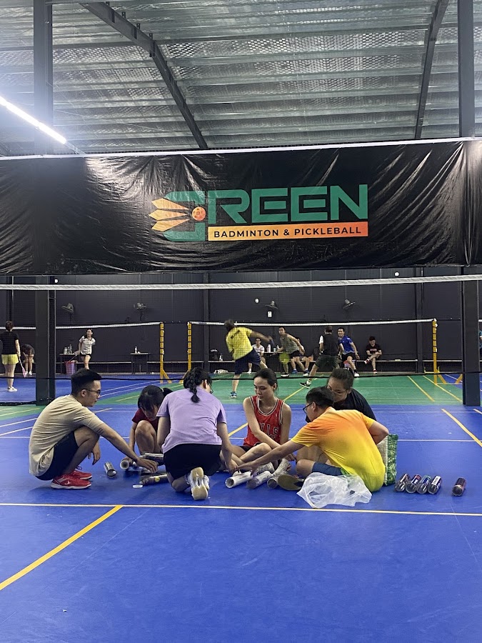 GREEN BADMINTON & PICKLEBALL