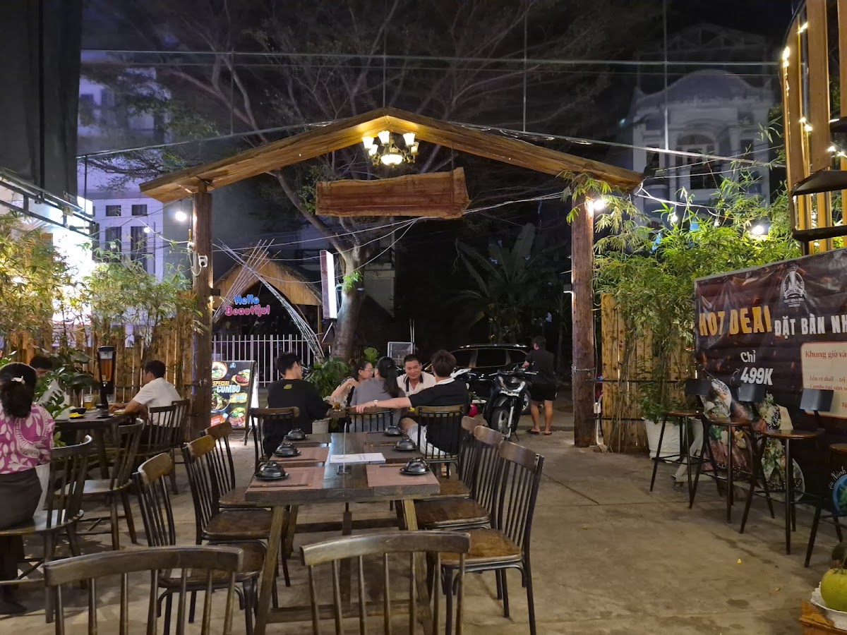 Vũng Tàu Craft Beer & Grill