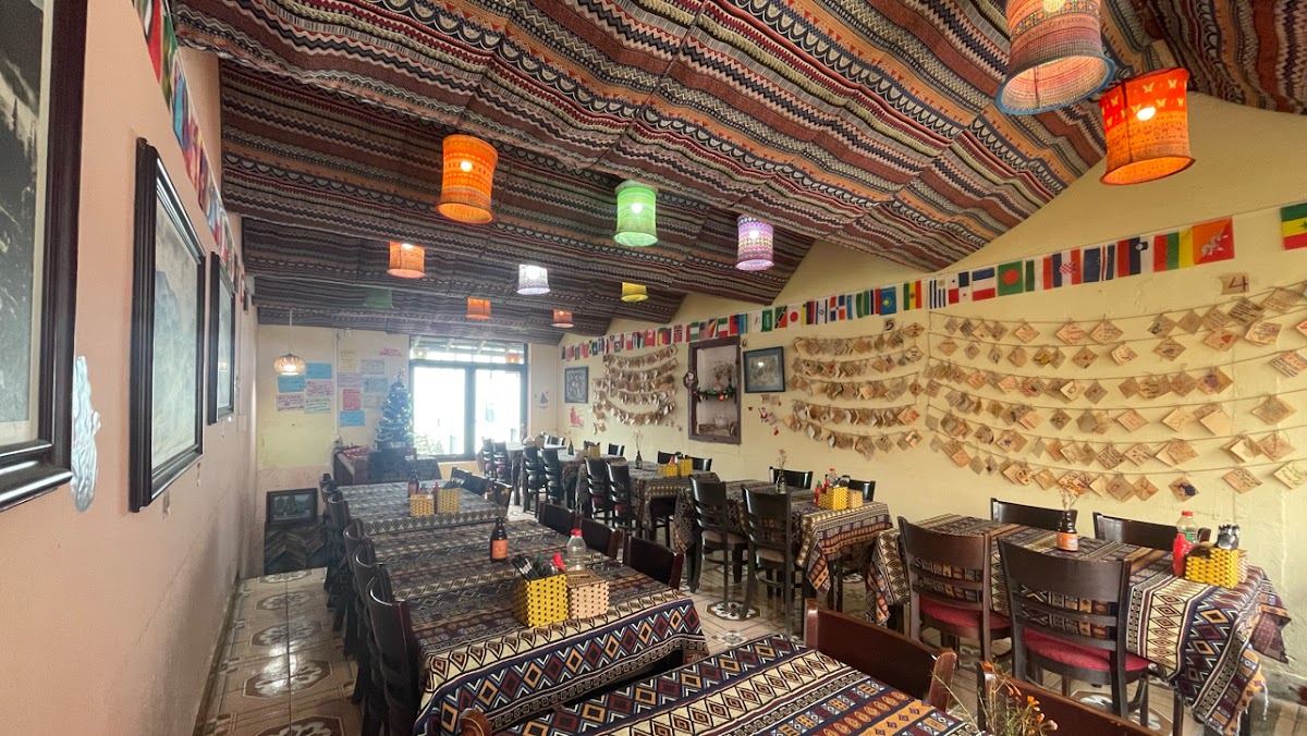 FAMILY Sapa Restaurant & Vegan