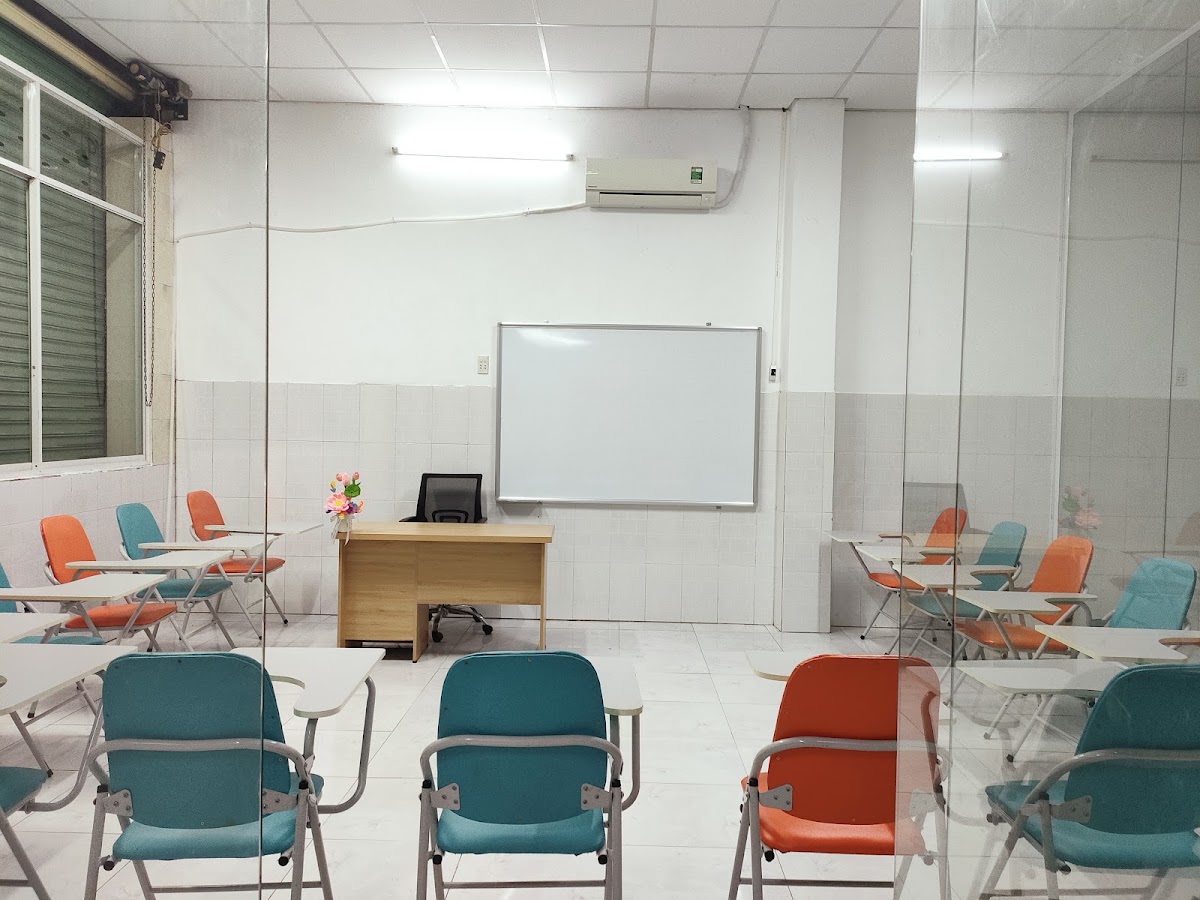 Công Ty TNHH Trung Tâm Anh Ngữ Ms. White