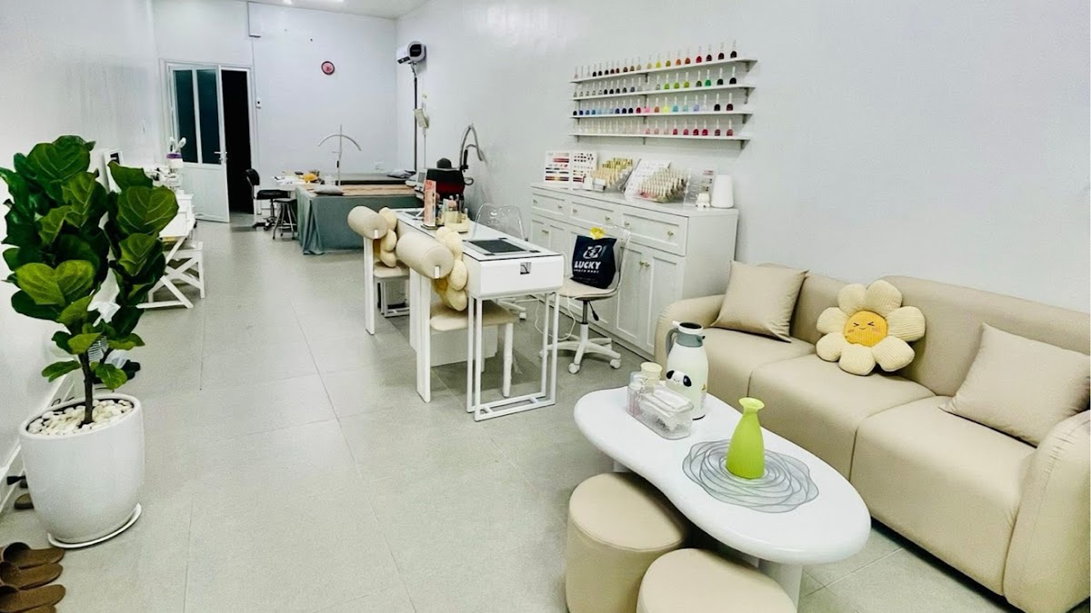 Nail mi Thuỷ Anh