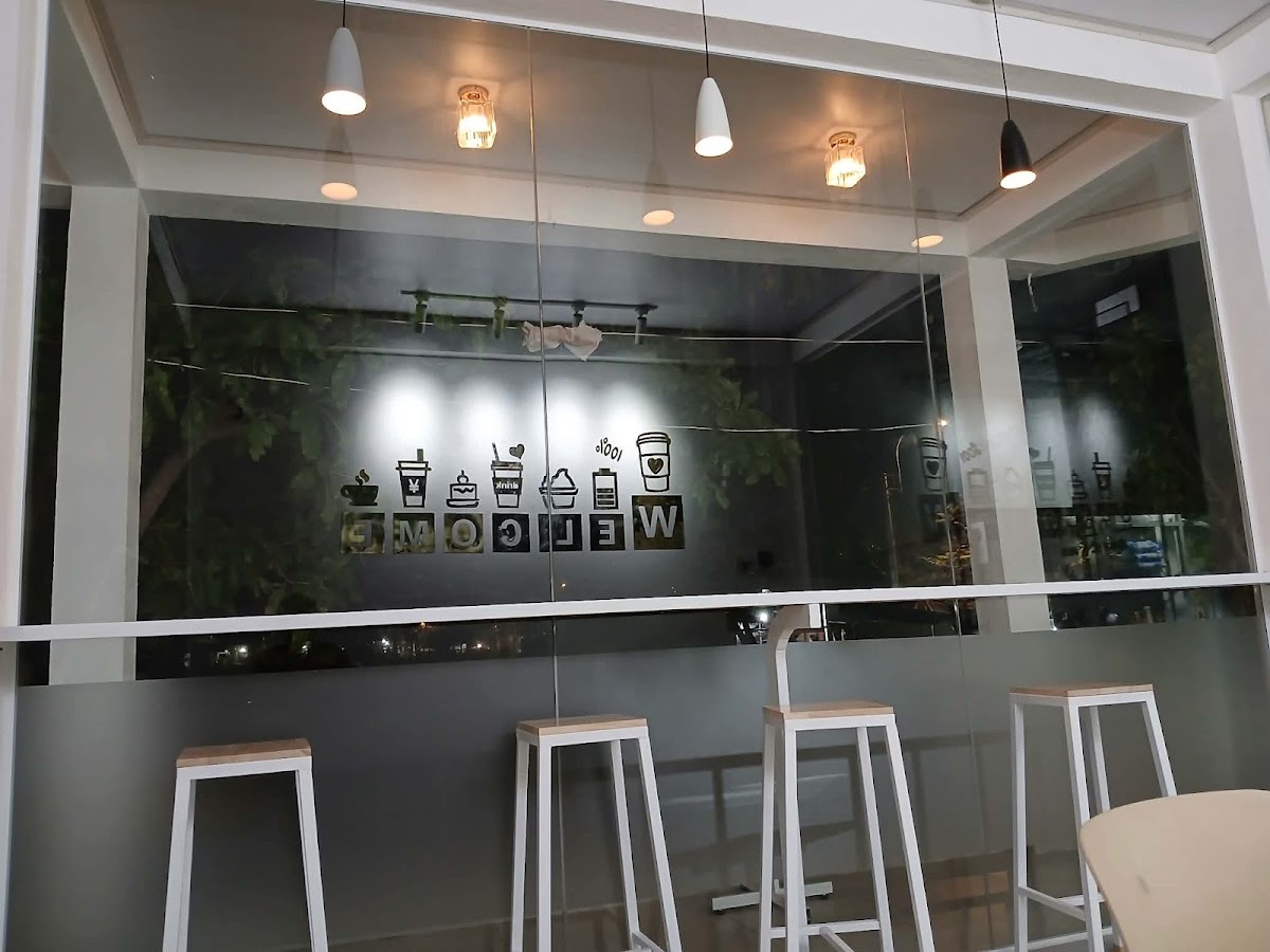 Him food&drink