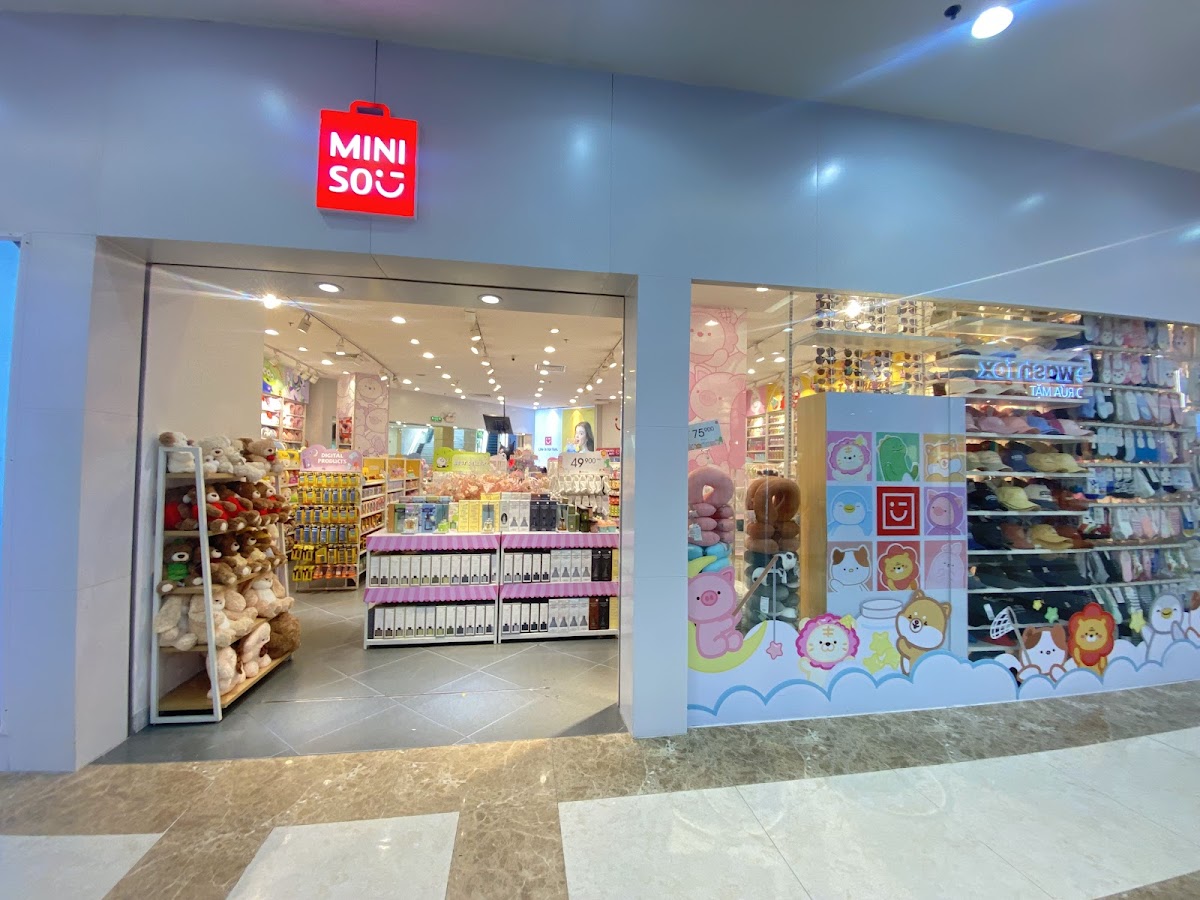 Miniso Phạm Văn Đồng