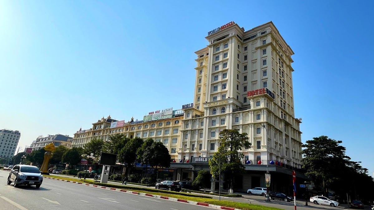 VIETLONG PLAZA