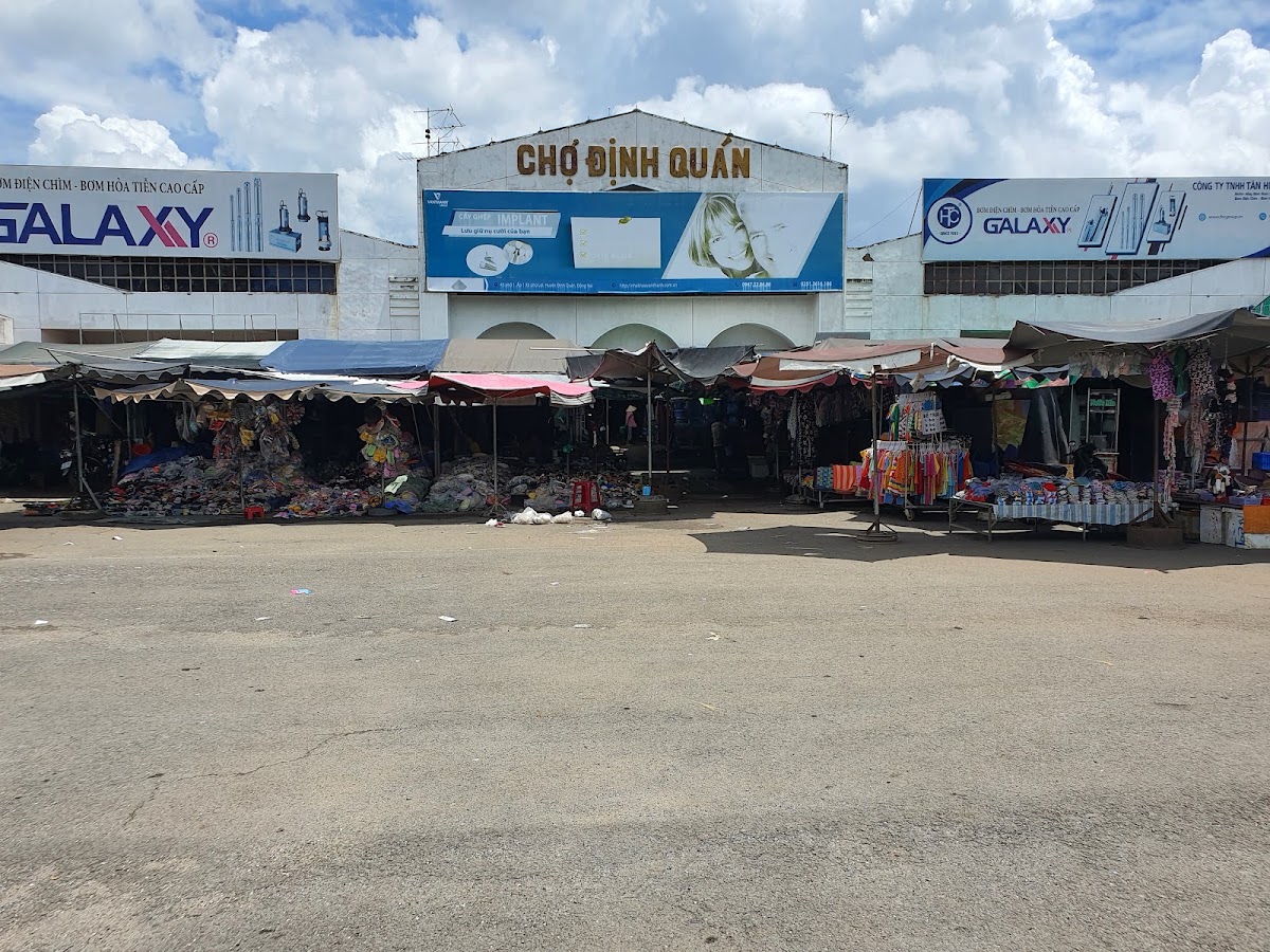 Chợ Định Quán