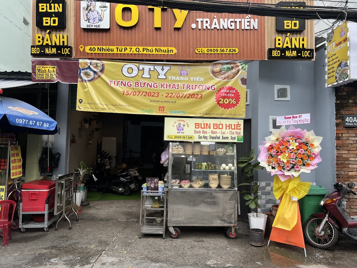 Bún Bò O Ty Tràng Tiền