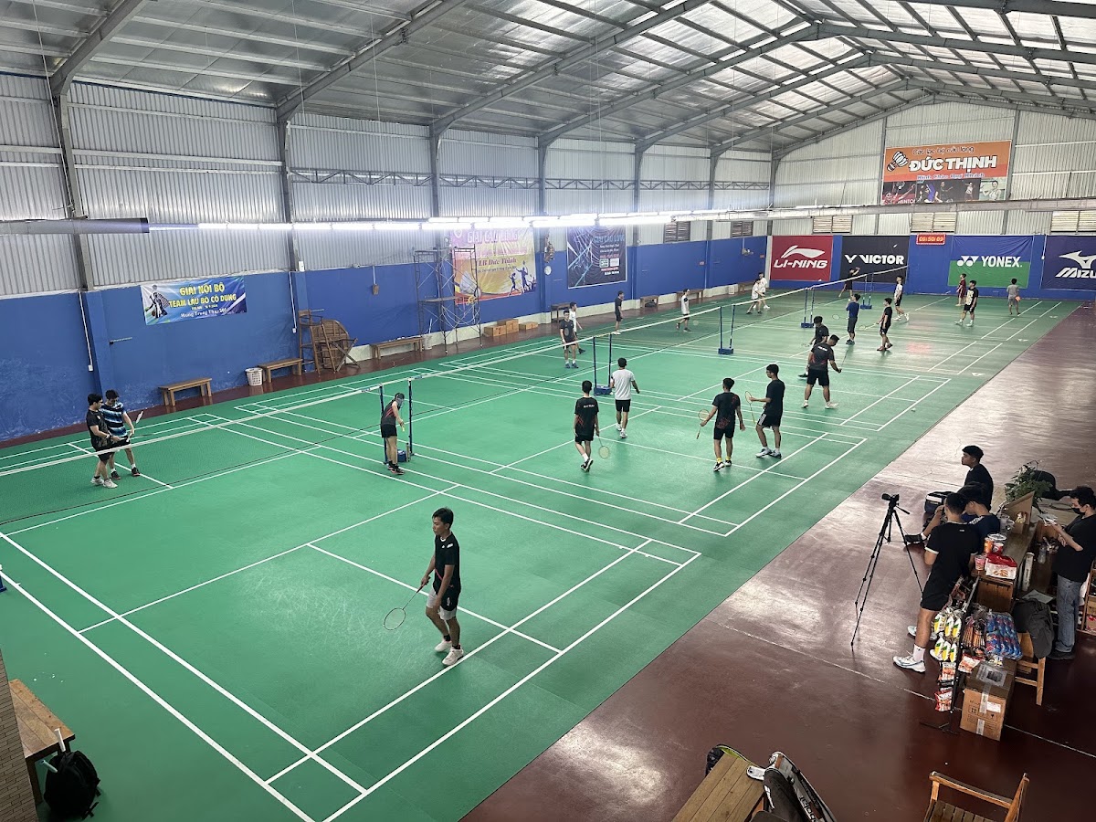 Sân cầu lông Đức Thịnh