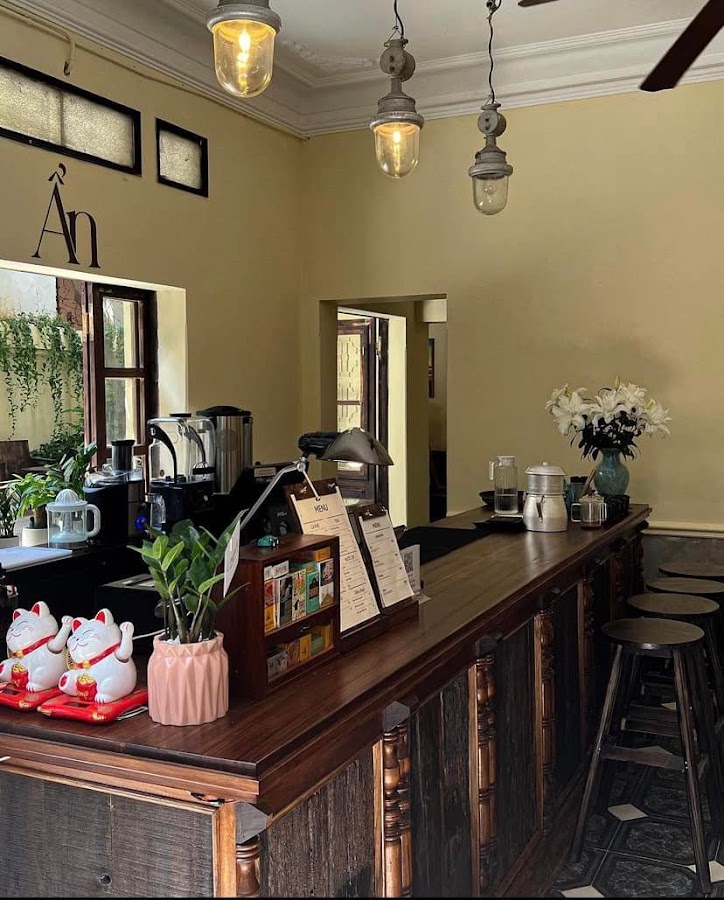 Ẩn Coffee
