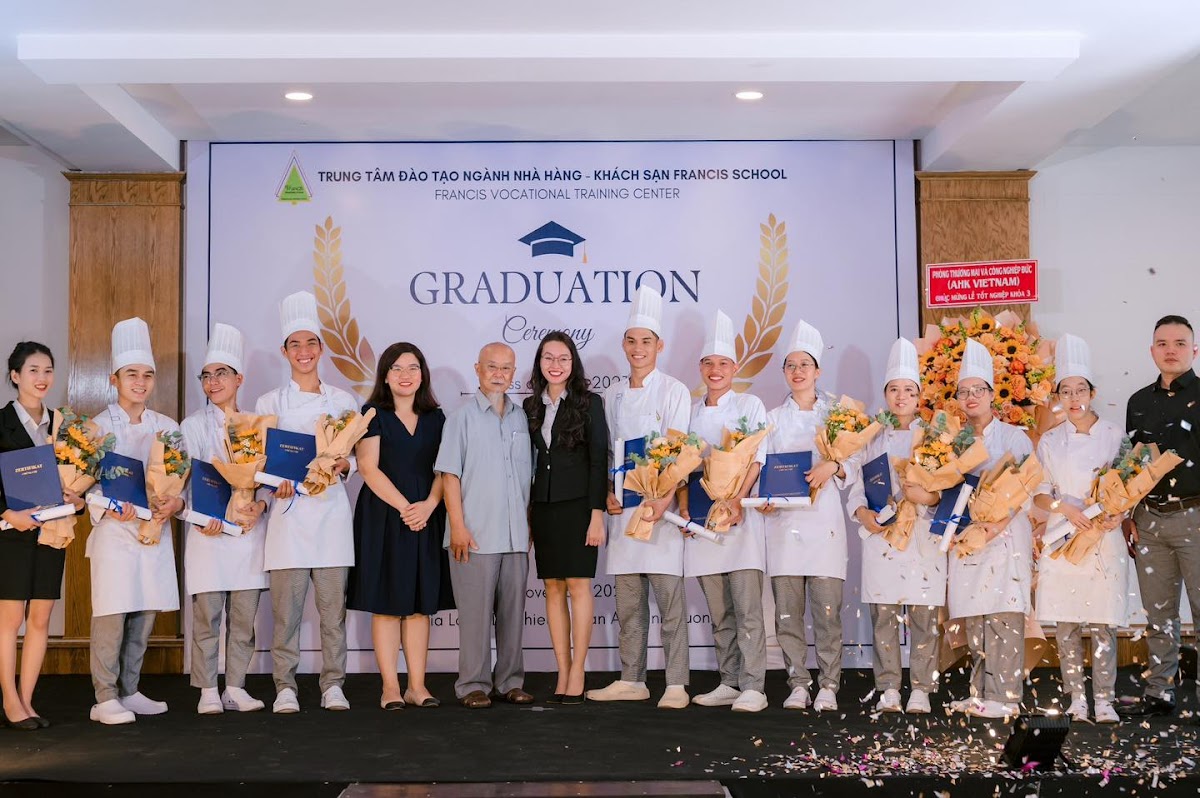 Trung Tâm Đào Tạo Nhà Hàng Francis Restaurant School