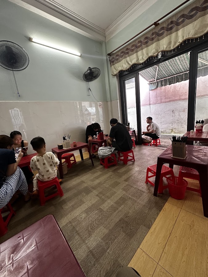 Cháo lòng Chị Bé - Hẻm Hàn Mạc Tử