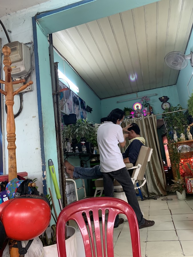 Salon Tóc Lý Triêu Hải