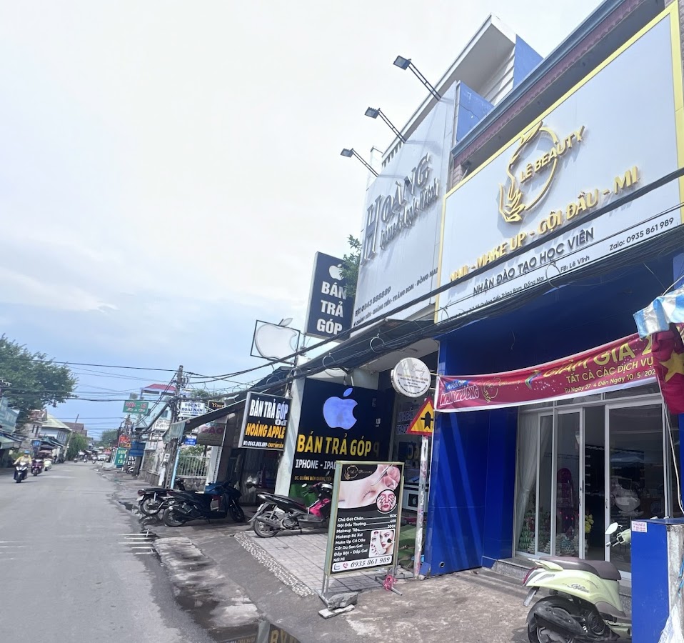 Tiệm Nail _ Mi _ Makeup _Gội đầu