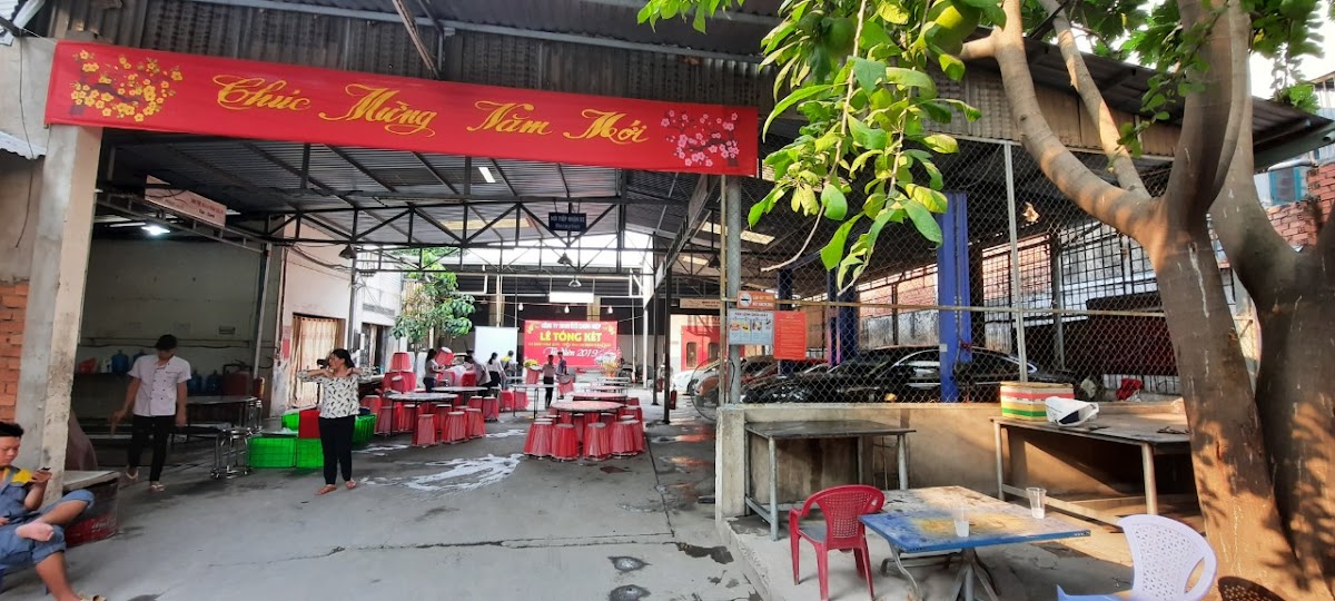 GARAGE Ô TÔ CHÍNH HIỆP