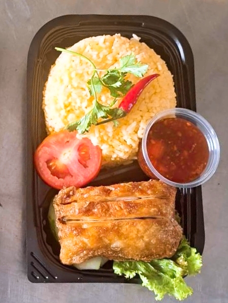 Cơm Gà Xối Mỡ Việt Phương