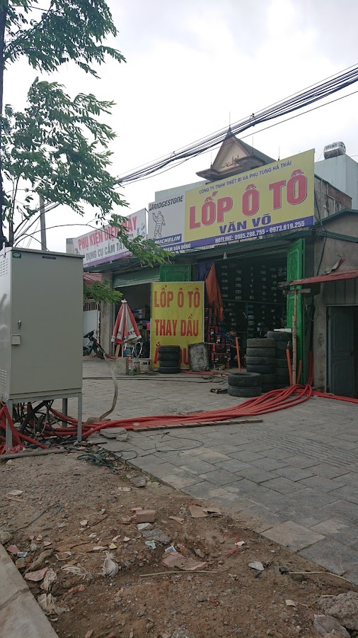 LỐP Ô TÔ VĂN VÕ