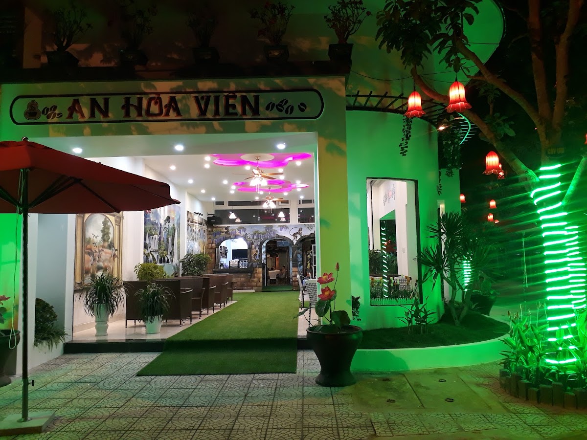 Cà phê vườn - hồ cá An Hòa Viên