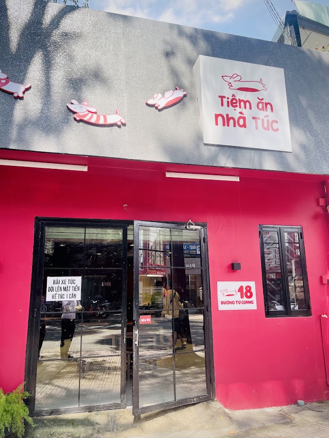 Tiệm ăn Nhà Túc