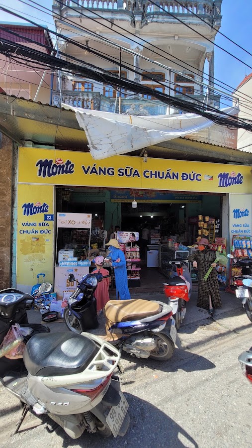 Cửa hàng tạp hoá Tuyến Phượng