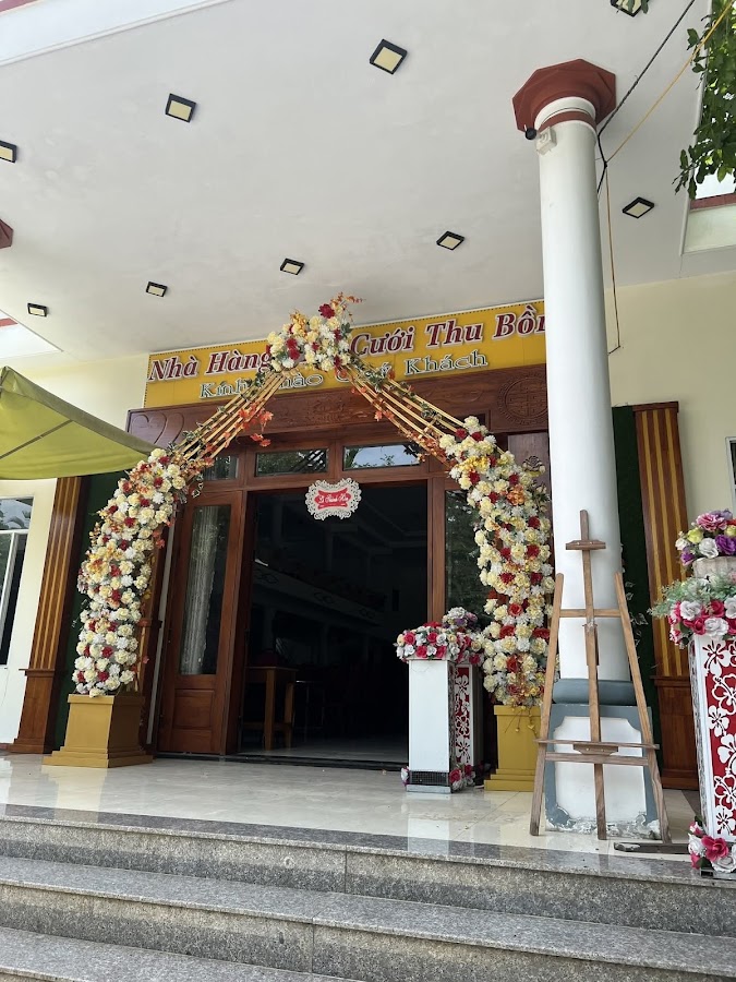 Nhà hàng Hội Nghị Tiệc Cưới Thu Bồn, Cầu Mống