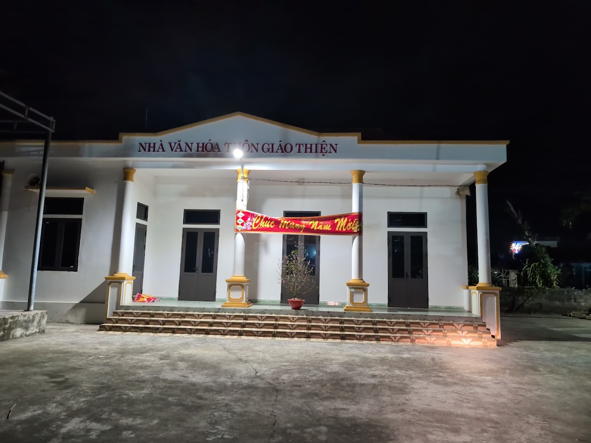 Nhà văn hoá thôn Giáo Thiện