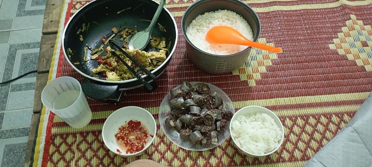 Thùy Linh Nhà Nghỉ