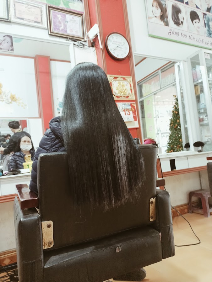 Salon Phương Thuyên
