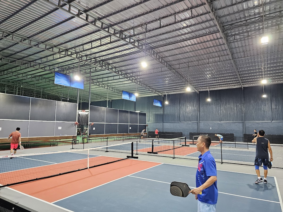 Sân cầu lông QVBadminton