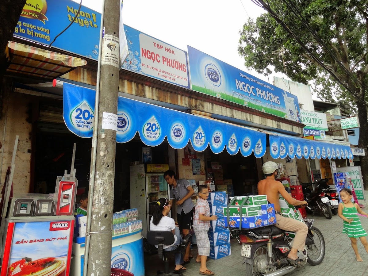 Daily Bia Nuoc ngot Mi goi Duong Sua Ngoc Phuong