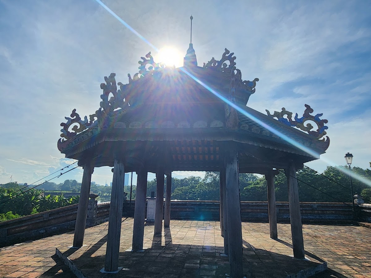 Quan Tượng Đài