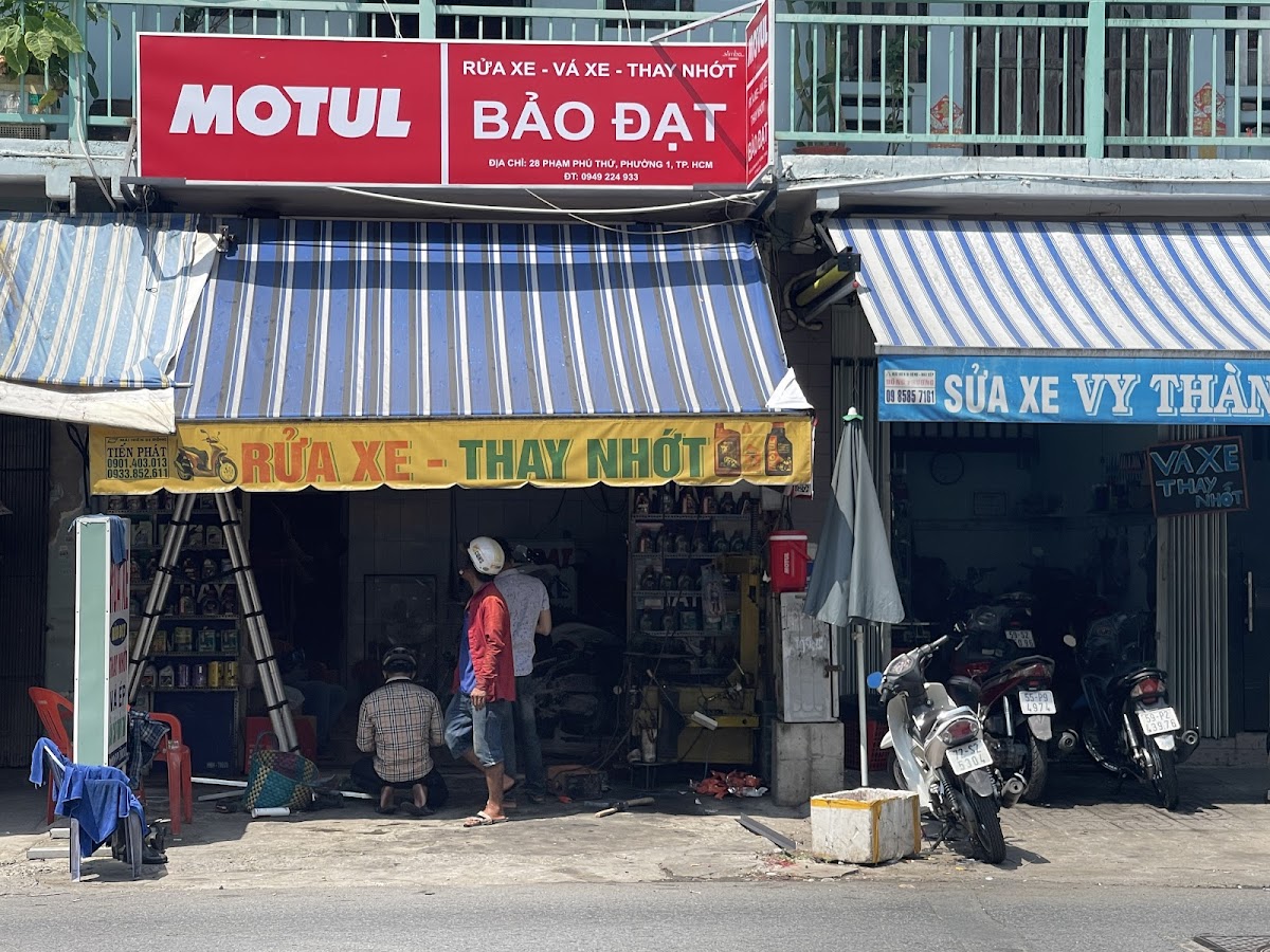 Rửa xe Bảo Đạt