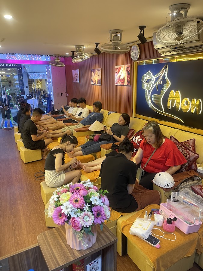 Mon Spa- Nourishing Shampoo & Massage