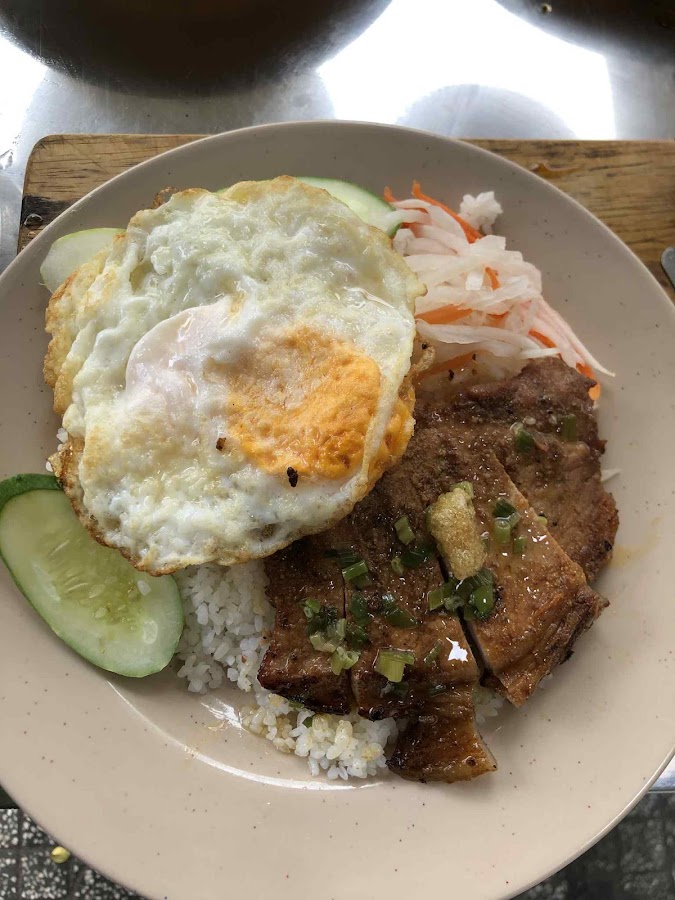 Chiến Cơm Tấm Sườn