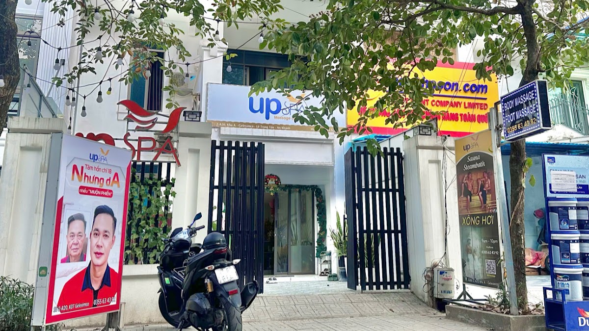 Up Spa & Massage