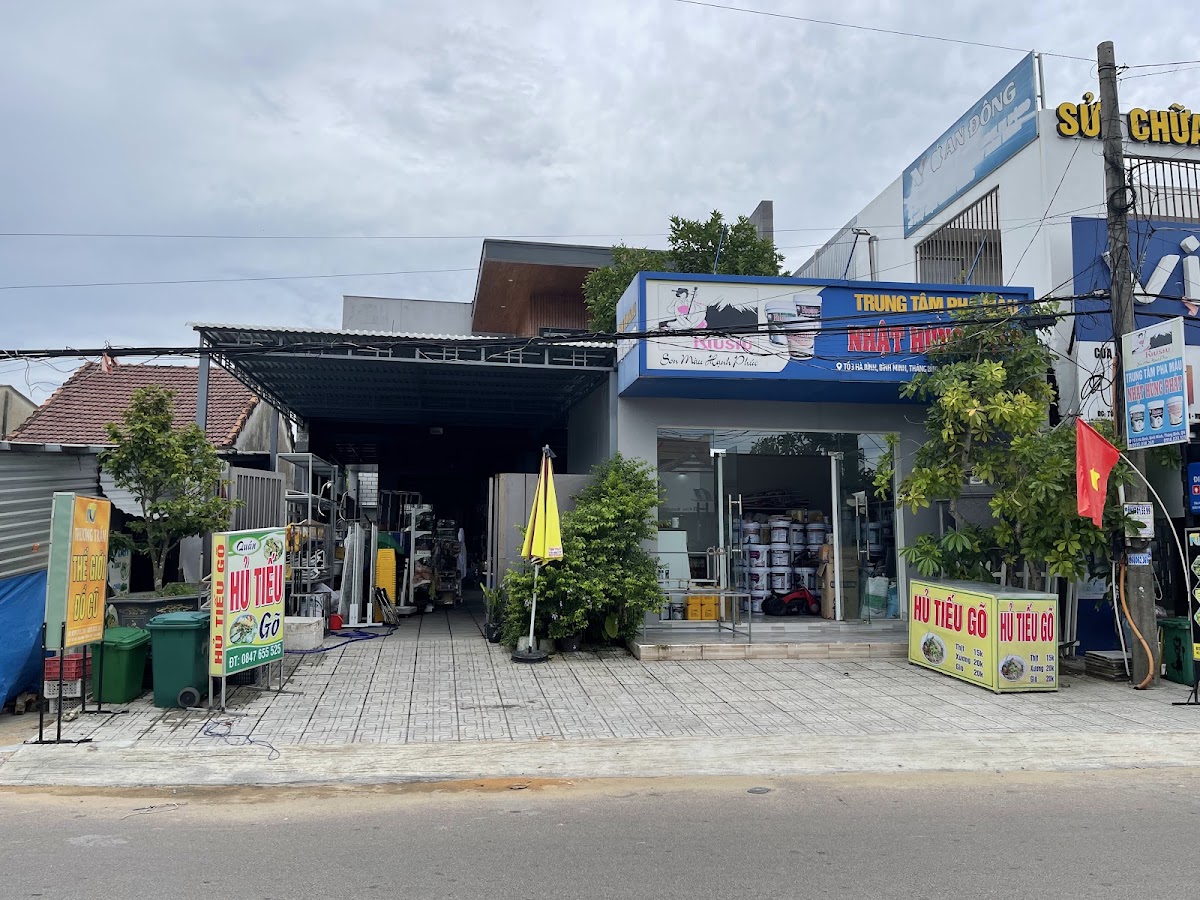 THẾ GIỚI ĐỒ CŨ - Thương Trần