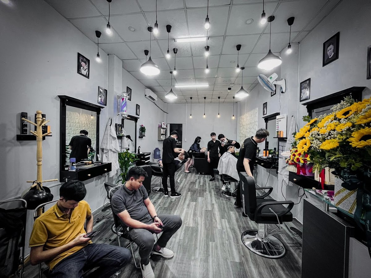 Tiệm cắt tóc nam Xám - Men's Hai's Designer