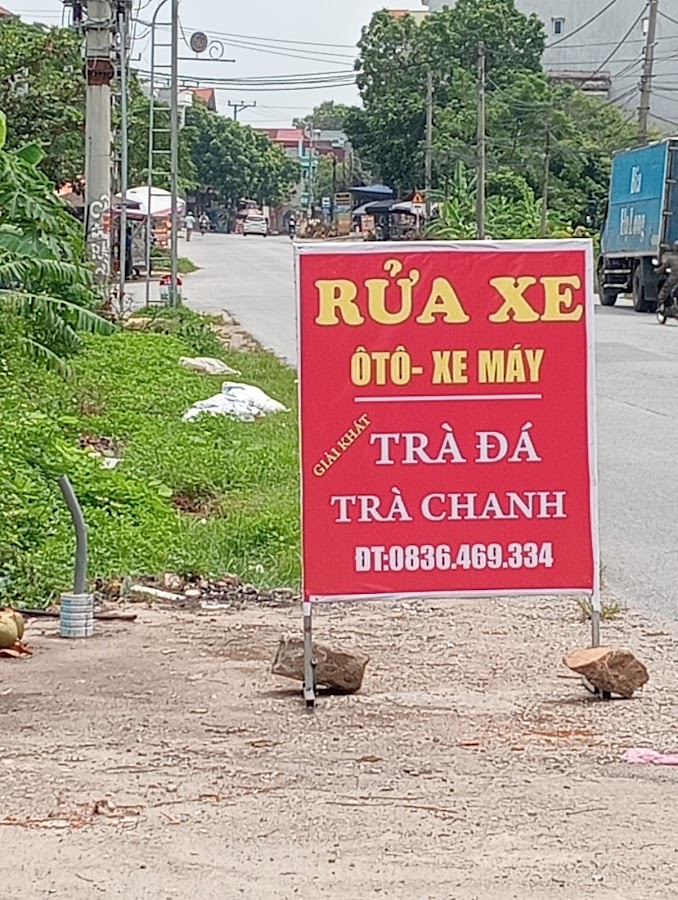 Trà đá , rửa xe
