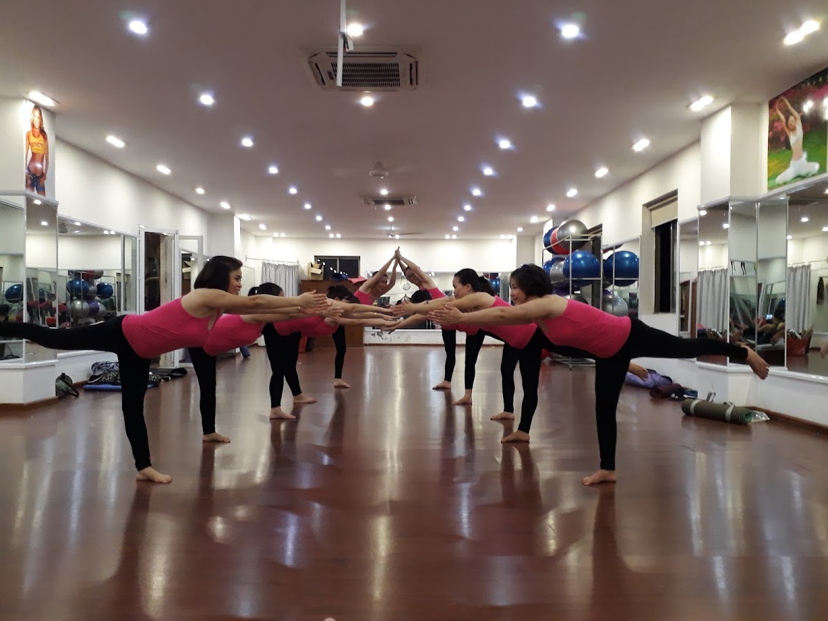 Hoàng Nguyên Trà Quán