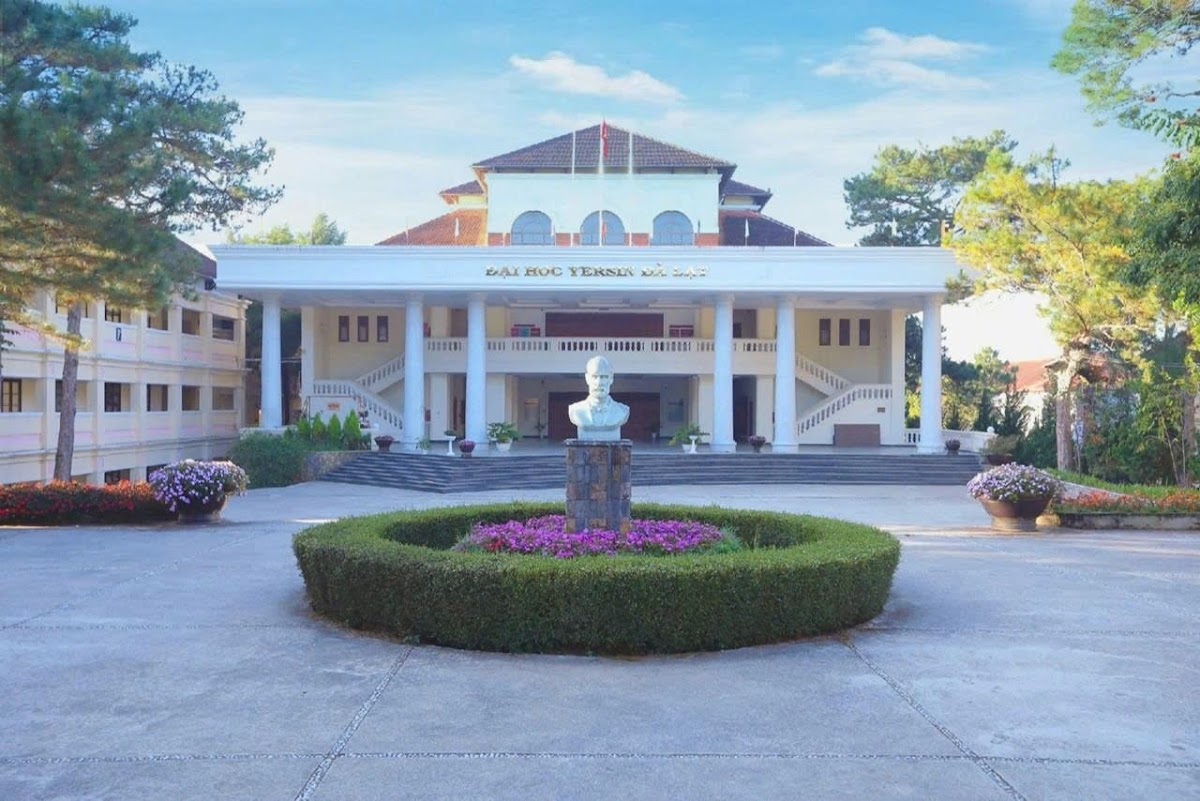 Trường Đại Học Yersin Đà Lạt