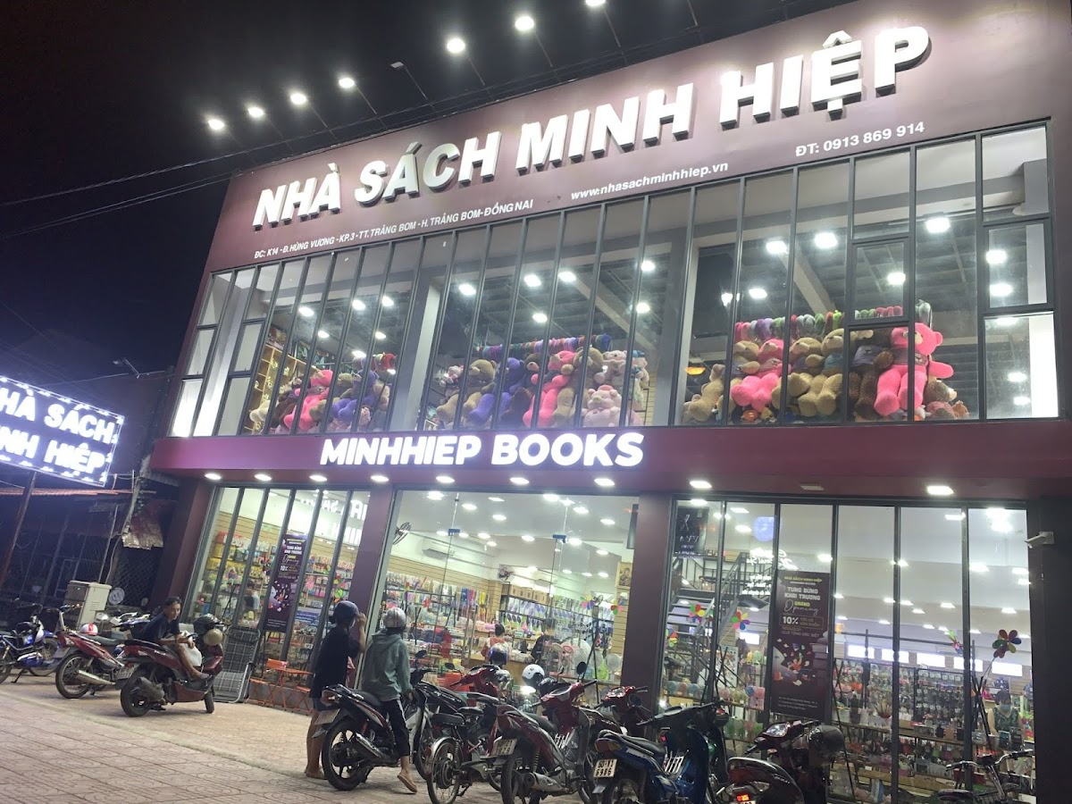 Nhà Sách Trảng Bom