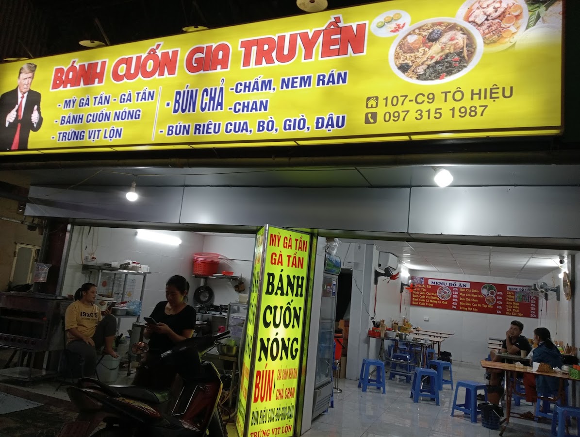 Bún chả Mì gà tần Bánh cuốn nóng