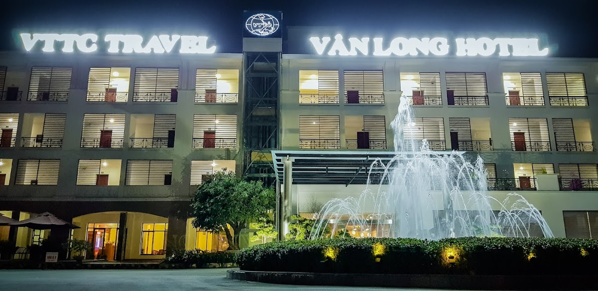 Khách sạn Vân Long