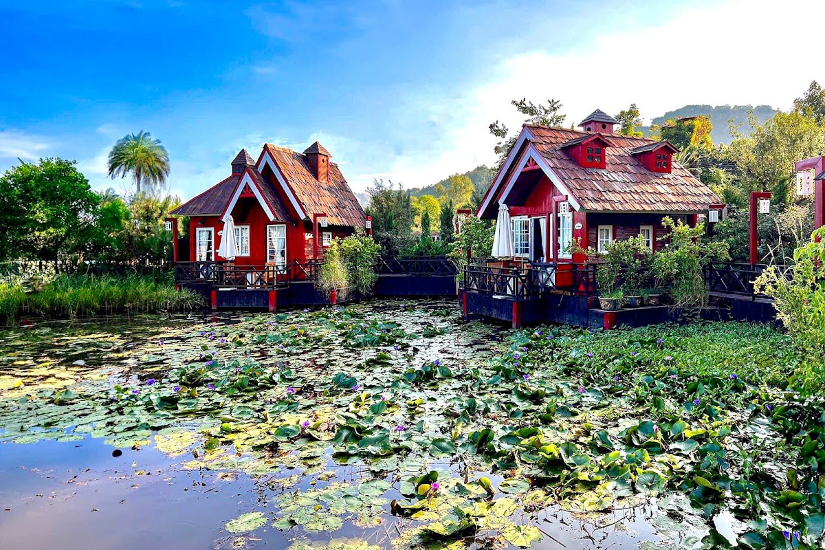 Khu nghỉ dưỡng Ba Hạt Dẻ