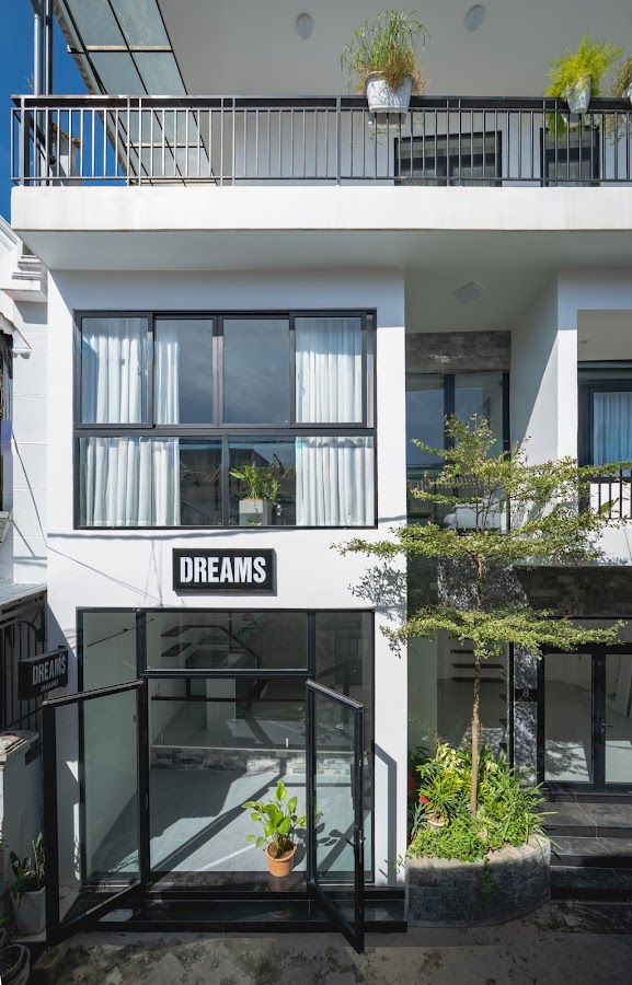 Dreams Spa & Massage