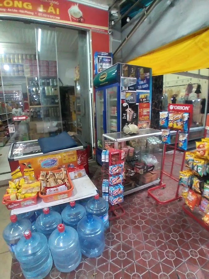 Long Thúy Cửa Hàng Tạp Hoá Tự Chọn